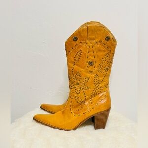 Bakers Mustard Yellow Heeled Boots